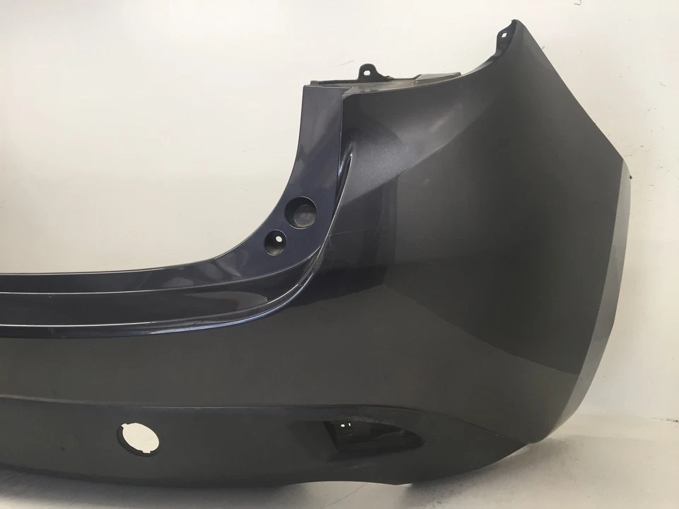 Cubierta de parachoques trasero Mazda 3 Sport Touring Grand Touring 2014-2016 BJT6-50221 OEM Foto 2 de 4