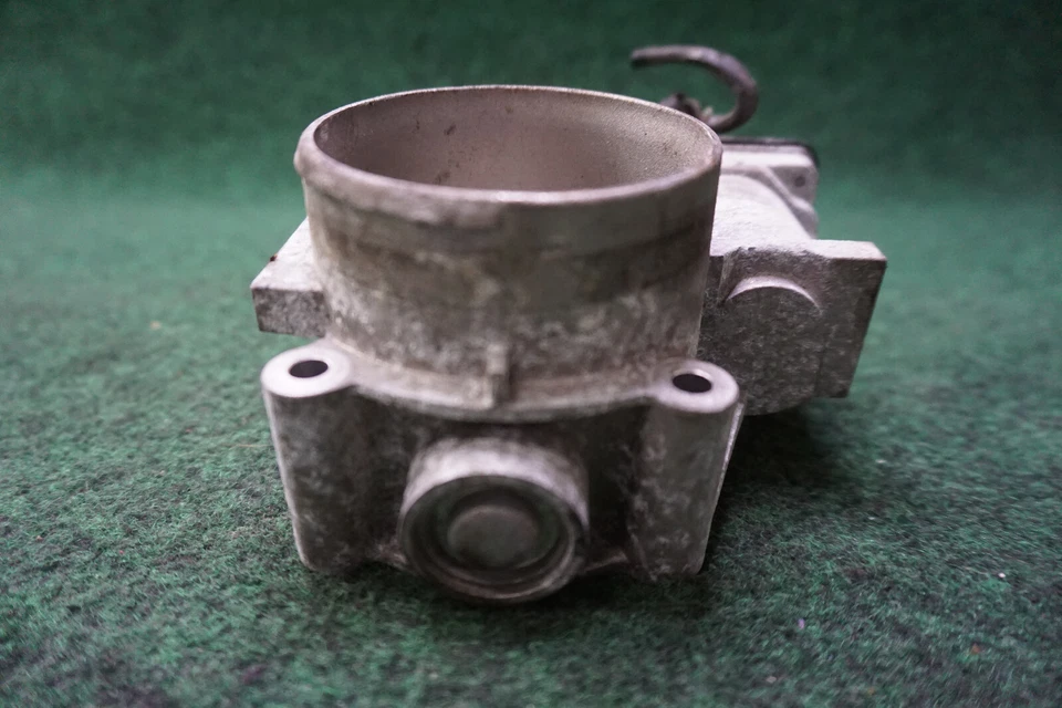 MAZDA 6 2010 3,7 L cuerpo del acelerador OEM 7T4E9F991FB Foto 3 de 4