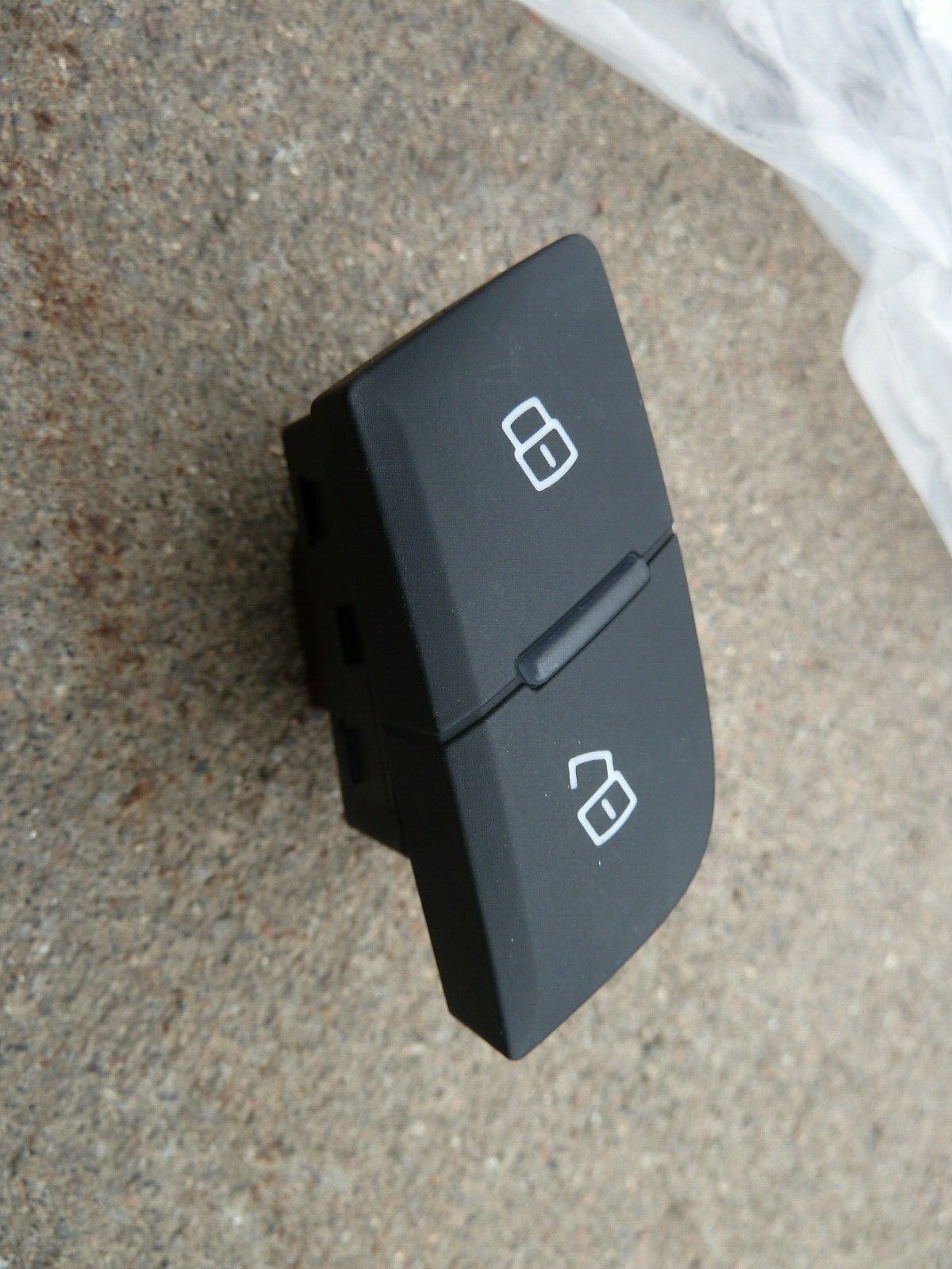 NEW LAMBORGHINI AVENTADOR HURACAN CENTRAL LOCKING LEFFT LOCK SWITCH BUTTON 