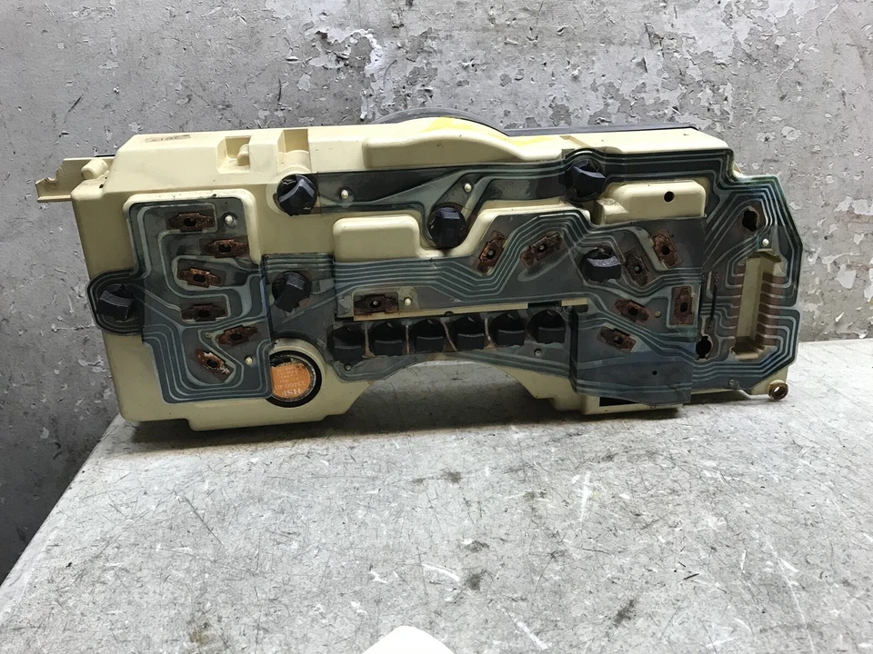 88 89 Pontiac Sunbird Speedometer Instrument Panel Cluster Gauge Manual Trans - Image 2 of 2