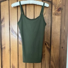 NWT No Boundaries Rib Cami SZ M (7-9) Womens Green Pull Over Straps Undershirt
