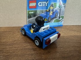 LEGO City Minifigure Lot of 8 30349 30227 Skydiver Ballerina Photograph Janitor