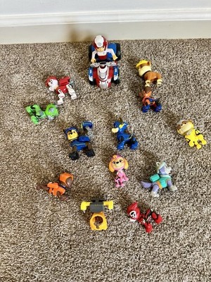 Paw Patrol Ryder ATV  + lot of paw patrol figurines.