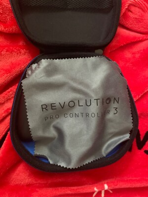 NACON REVOLUTION Pro Controller 3 Kabelgebundenes Gamepad  (2 MAL BENUTZT)!