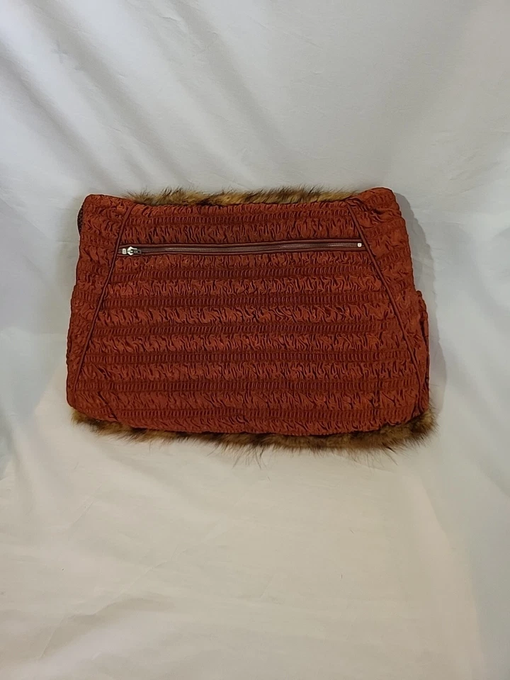 Manguito visón con bolsa con cremallera y correa para muñeca interior de nailon ruso excelente estado Foto 4 de 4