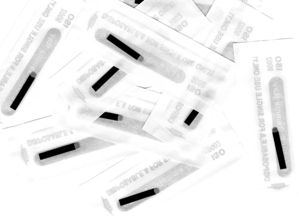 DCBA UK Lame Microblading Aghi Lame Sopracciglia Tatuaggio Manuale Monouso SPMU - Immagine 4 di 4