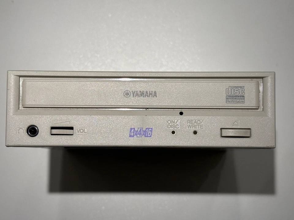 MASTERIZZATORE YAMAHA CRW 4416s INTERNAL SCSI 4X 4X 16X - MADE IN JAPAN - Image 2 of 4