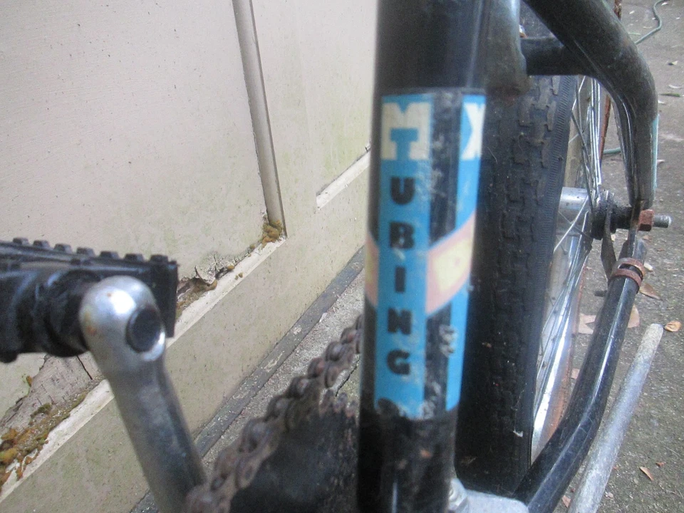 Diamondback Photon Vintage Racing Team Bicycle Exclusive to WSI Camarillo Ca. - Image 4 of 4