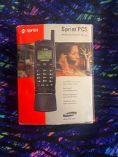 VTG Samsung Sprint PCS Flip Phone SCH-2000 Includes Chargers Box Retro Prop