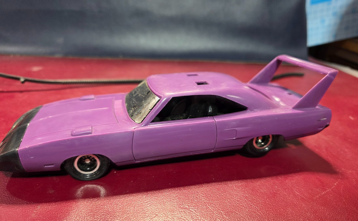 Vintage 1971 Kenner SSP Super Stocker Purple Plymouth Superbird w
