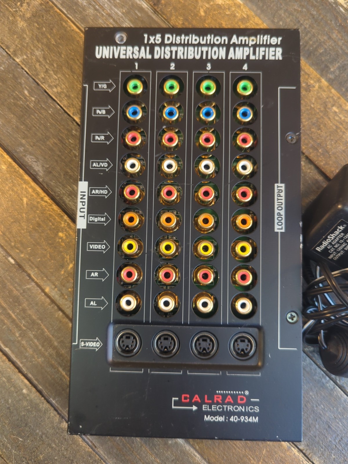 Calrad 40-934M Universal Distribution Amplifier 1x5 Component Digital Audio 