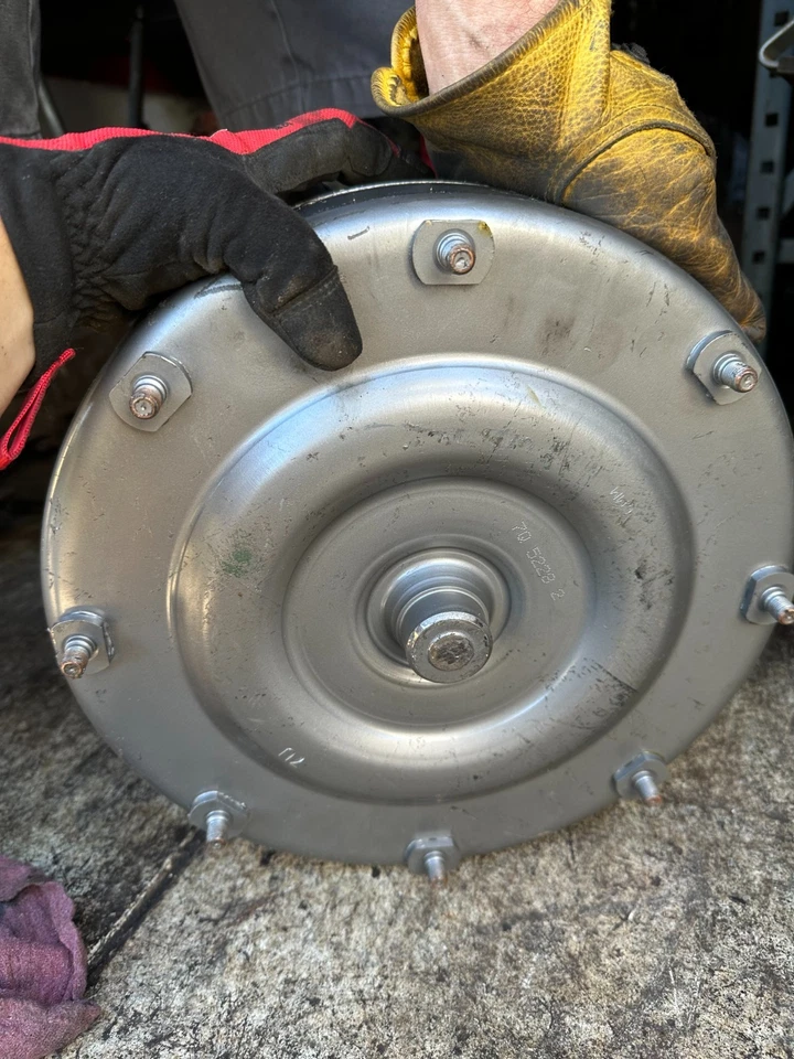 Convertidor de par Ford 5R110 - XHD diésel - reconstrucción de alta resistencia, 8 pernos Foto 2 de 4