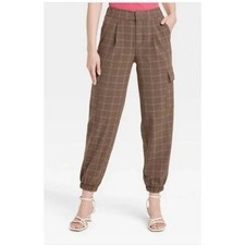 A New Day Womens Brown Plaid Cargo Jogger Pants High Rise Size 6 Tapered Leg
