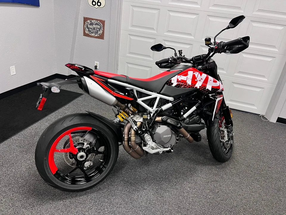 2022 Ducati Hypermotard - Изображение 4 из 4