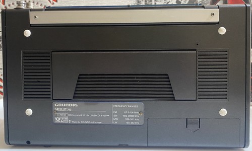 GRUNDIG SATELLIT 700 CON PLEXIGLASS E ALIMENTATORE ORIGINALE. - Imagen 10 de 10