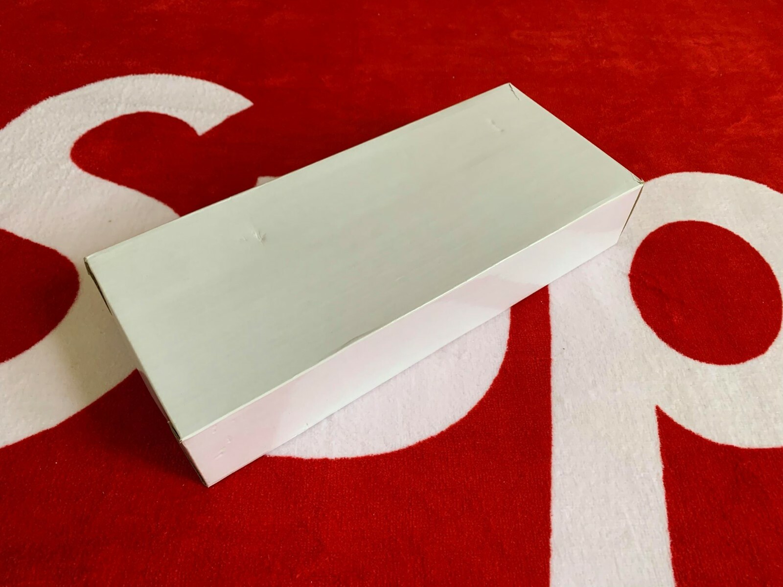 Купить Supreme Glass Ashtray Red Box 