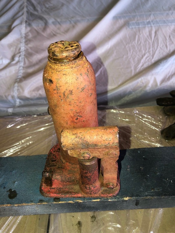 Kayaba (KYB) Hydraulic Bottle Jack