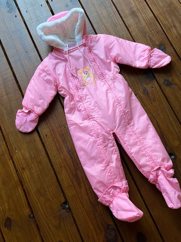Vintage 80's OS to 24 months pink bear embroidered Baby One Piece Snow Suit - Picture 2 of 16