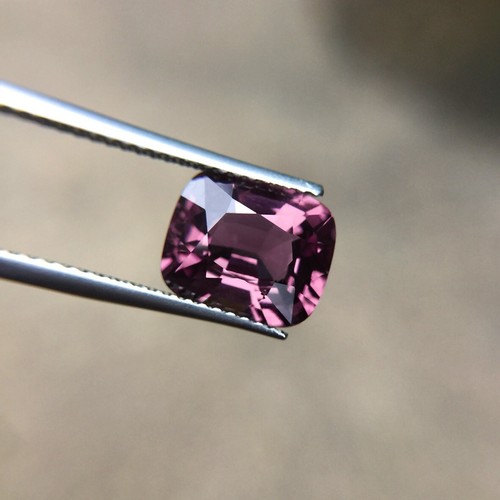 Cojín natural GLC 3,47ct espinela púrpura sin tratar Myanmar - Imagen 3 de 8