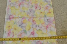 By 1/2 Yd, Large-Print Pastel Floral Cotton, Kaufman/Sampou, "Innocence", V314