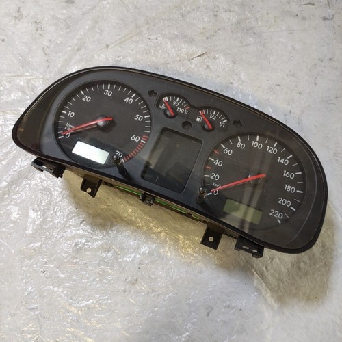 VW Golf IV 4 Tacho Tachometer Kombiinstrument 1J0919860 88311282