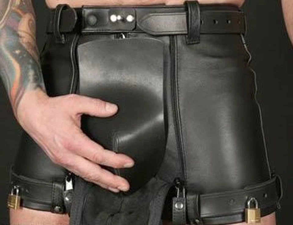 MEN'S LEATHER RESTRAINTS CHASTITY SHORTS+ PADLOCKS BLUF/BONDAGESHORTS USA STOCK - Image 3 of 3