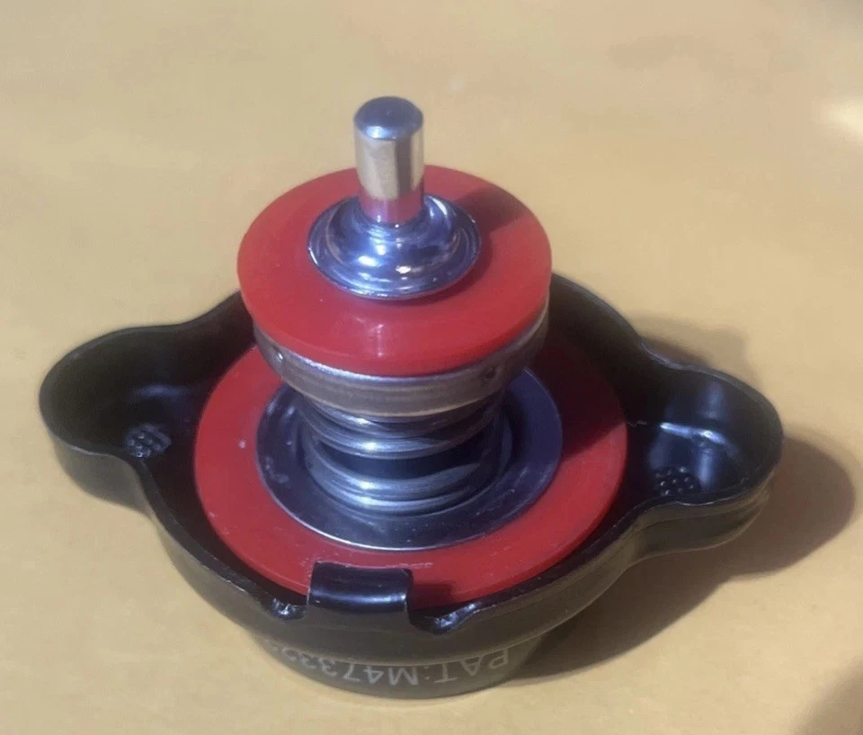 Tapa Radiador Alta Presión Tusk con Medidor de Temperatura 2.0 Bar Dirt Bike Foto 2 de 4