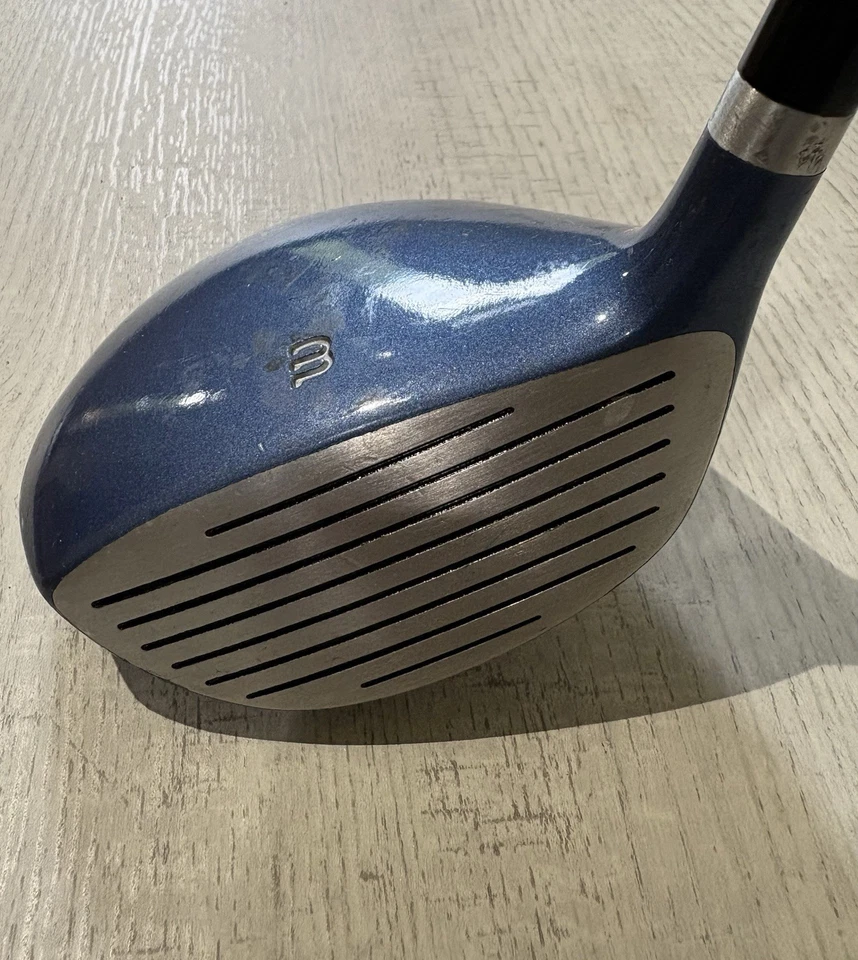 Wilson "Hyperdrive" Titanium Comp, 24 Grados Loft Nº 7 Fairway Club - Justo Foto 2 de 4