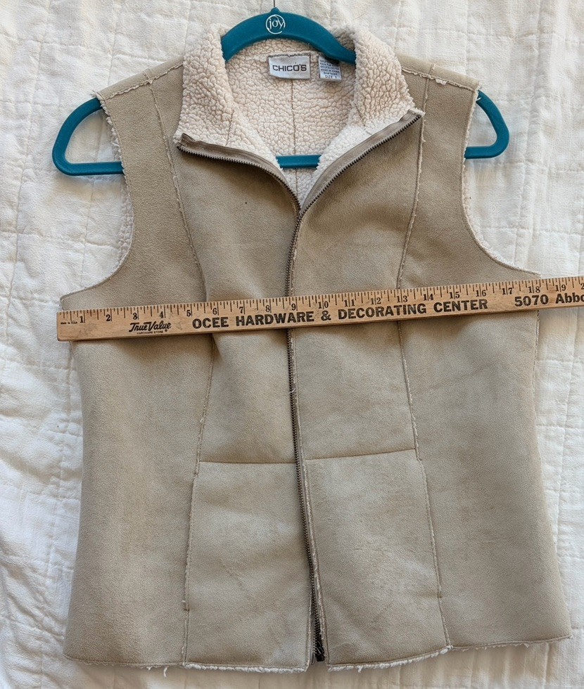 Chico’s Sherpa Lined Faux Suede Vest Front Zipper 2 Front Pockets Size 1 Y2K