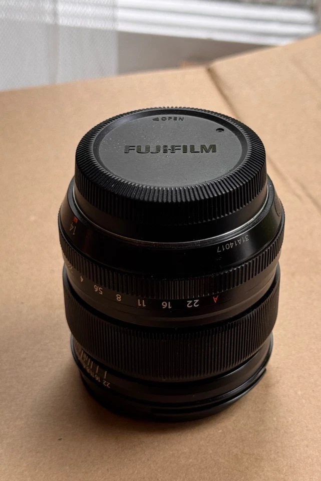Fujifilm Fujinon XF 14mm F2.8 R Lens PRIME LENS FUJI X MOUNT - EX DISPLAY - Image 4 of 4
