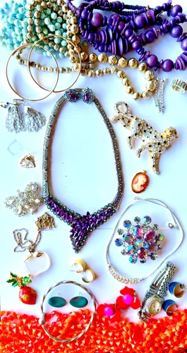 Vintage Costume Jewelry Lot Rhinestone Necklace Set Brooch Cameo Earrings Mixed