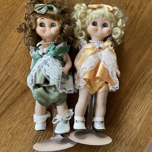2 Goebel Dolly Dingle von Karen Kennedy 9 Zoll Puppen