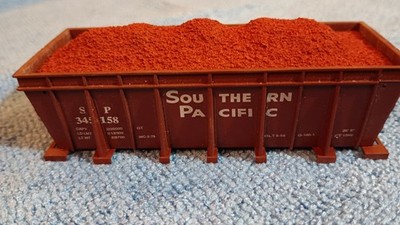 Hay Bros (Multi-Hump) IRON ORE LOAD - Fits Athearn / MDC 26' High-Side Ore Cars