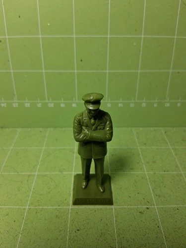 Vintage Marx Playset General  Doolittle Square Base 3 Inch Green Hard Plastic...