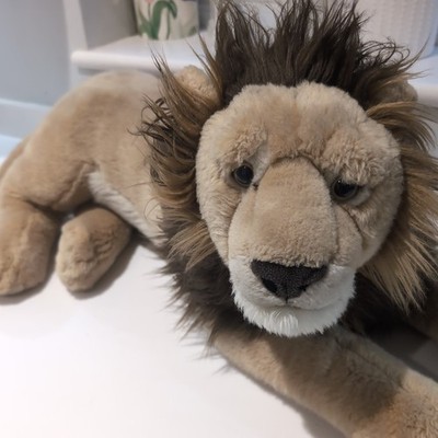 Großer National Geographic Löwe afrikanische Raubkatze Stofftier Plüschtier 60 cm sehr guter Zustand