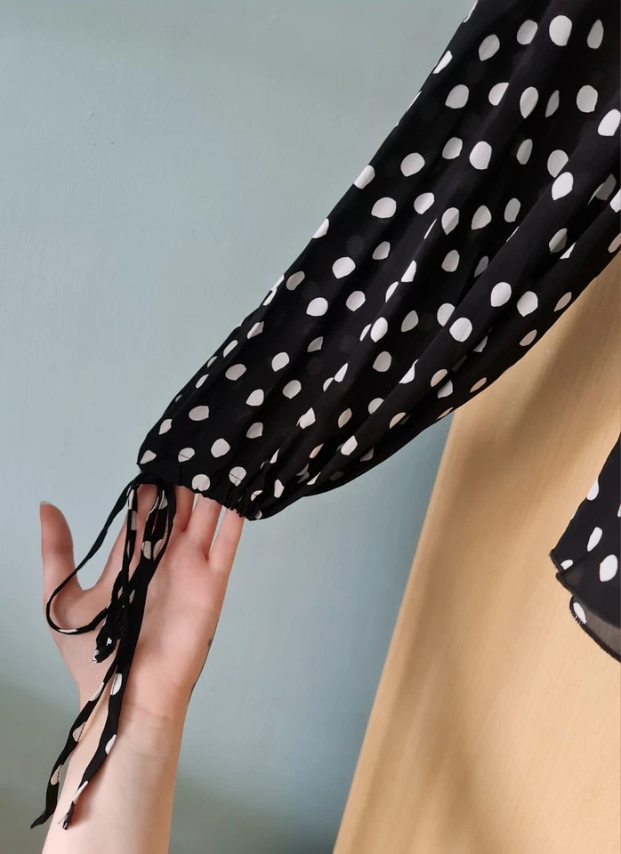 Blusa Naracamicie Italia Damas Talla 14/XL Negro Blanco Lunares Encaje Transparente Foto 4 de 4