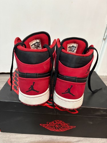 Size 7.5 - Nike Air Jordan 1 Mid Bred 554724-005 - Picture 4 of 11