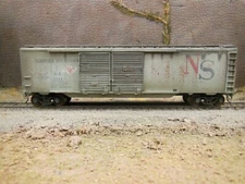 HO SCALE CUSTOM WEATHERED NORFOK SOUTHERN NS 1311 DOUBLE DOOR 50' BOX CAR