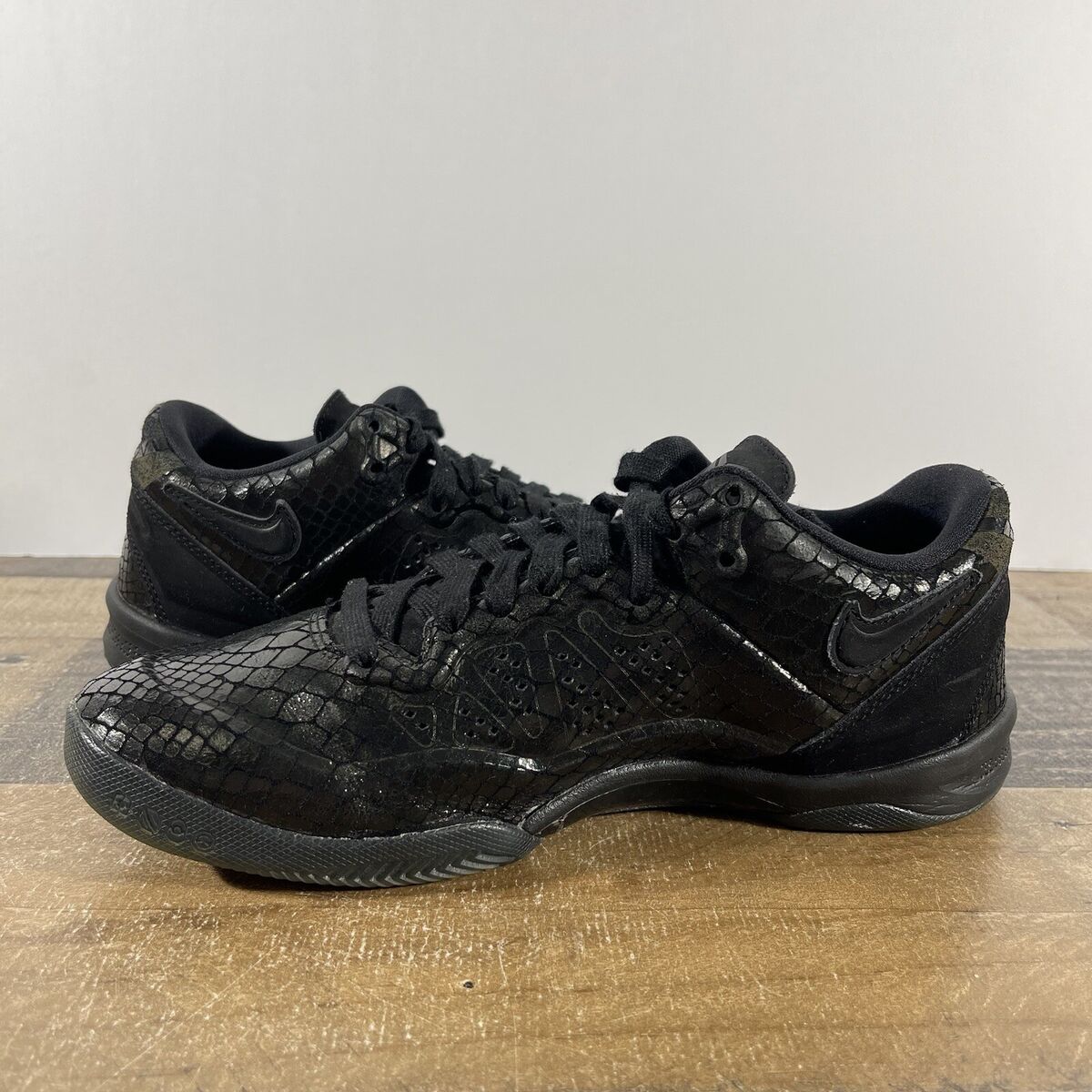 Nike Kobe 8 EXT Year Of The Snake Size 8 Mens Zoom Black Nike Kobe 8 EXT Year Of The Snake Size 8 Mens Zoom Black