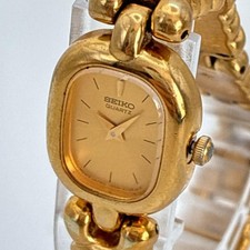 Seiko Gold Ladies Watch Old Bracelet Battery New Used Timepiece From Japan
