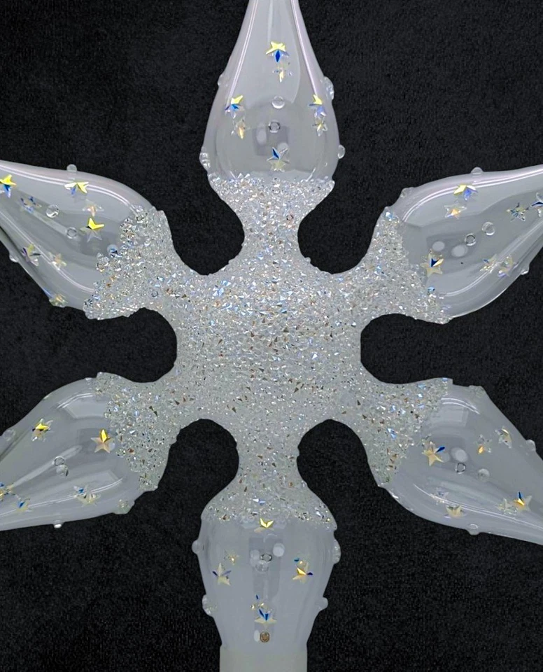 New in Box SWAROVSKI 5685838 Crystal Shimmering Star Tree Topper Deco Display - Image 3 of 4