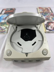 Sega Dreamcast HKT-3020 Console with 8 Games, Controller