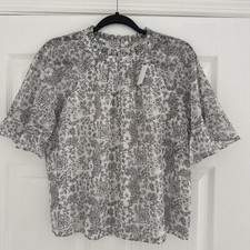 Loft Shirt Womens Xs White/gray Blouse NWT retail 49.99