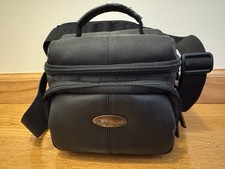 Targus DSLR  Camcorder Large Camera Bag With Adjusting Dividers  Extra Storage