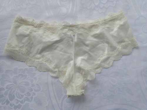 PLEASURE STATE, Aether, Brazilian in Size M, Colour in Ecru - Picture 2 of 2