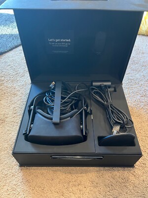 OCULUS RIFT HEADSET WITH MINI CONTROLLER |  BLACK