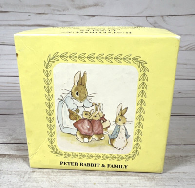 Beatrix Potter Peter Rabbit & Family 7.5x7.5 Puzzle 1976 CR Gibson Just For Fun