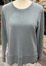 L.L.Bean Women  s Small Petite Blue Crewneck Sweatshirt Pullover Long Sleeve Soft