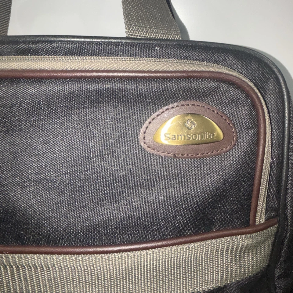 Bolsa de lona y cuero negra Samsonite Legacy Sport II #340 17x12x9 ajustable Correa Foto 2 de 4