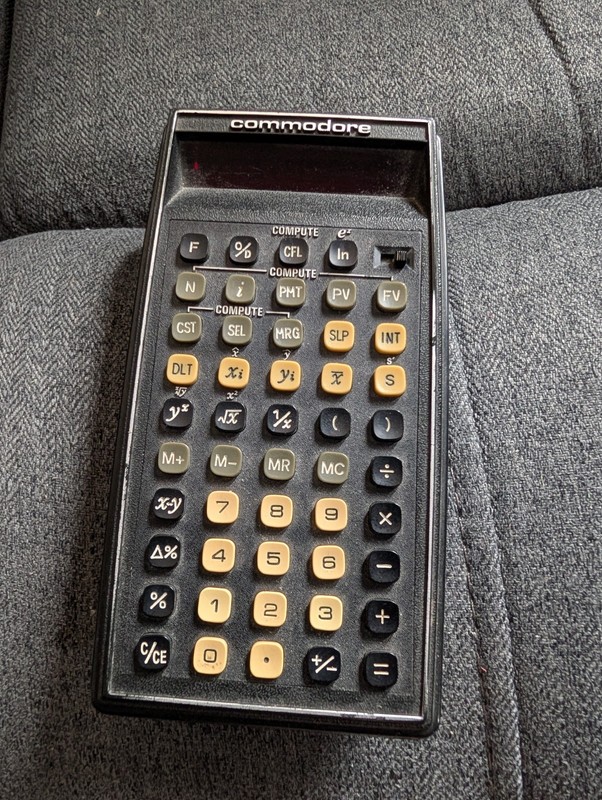 Commodore Finance Calculator F4902